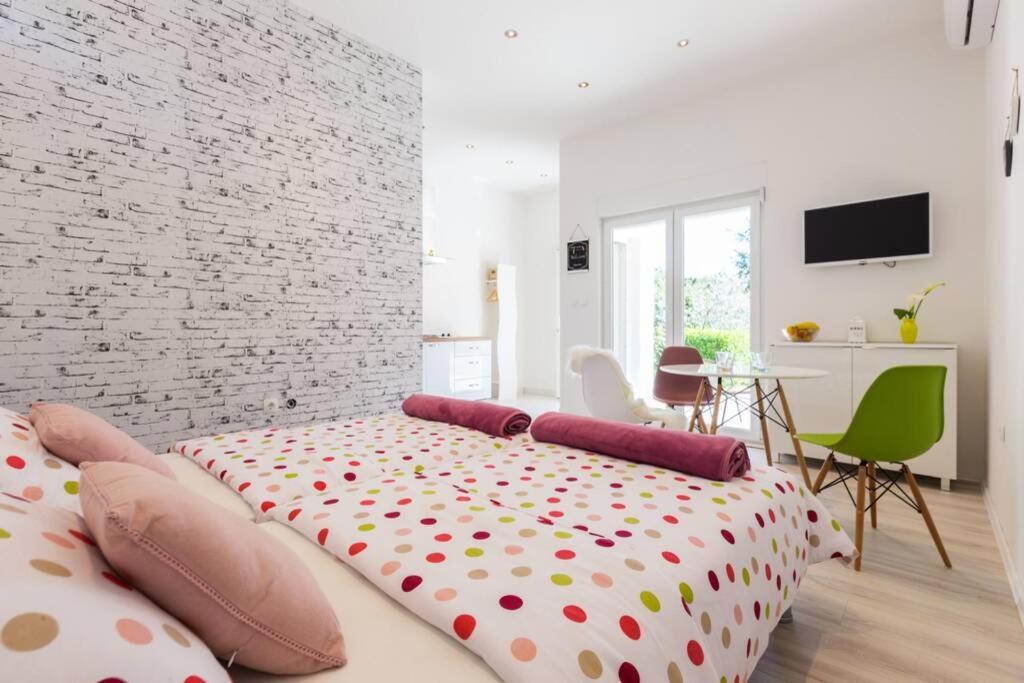 Candy Ap.-Near Center,Bus,Beach+Free Parking Place Zadar Exterior foto
