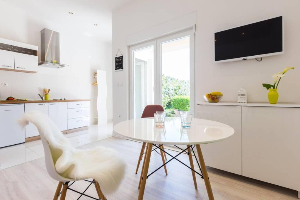Candy Ap.-Near Center,Bus,Beach+Free Parking Place Zadar Exterior foto